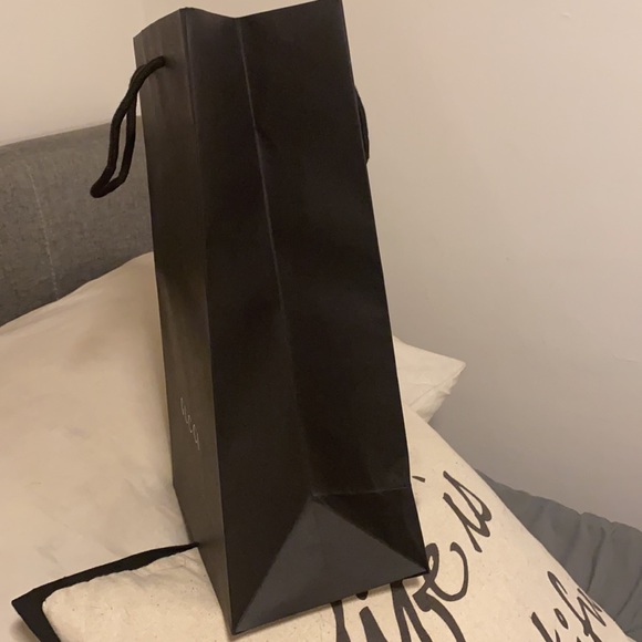 Gucci Authentic Black Shopping Bag - Picture 4 of 8